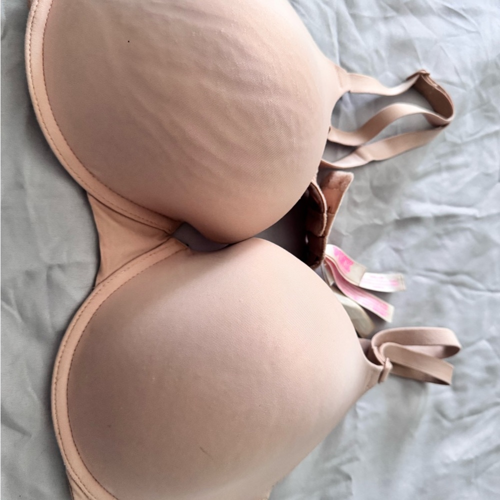 PINK Victoria's Secret Tan Bra with Seamless Molded Cups